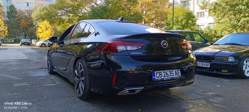 Opel Insignia GSi 4х4, снимка 4 - Автомобили и джипове - 52551488