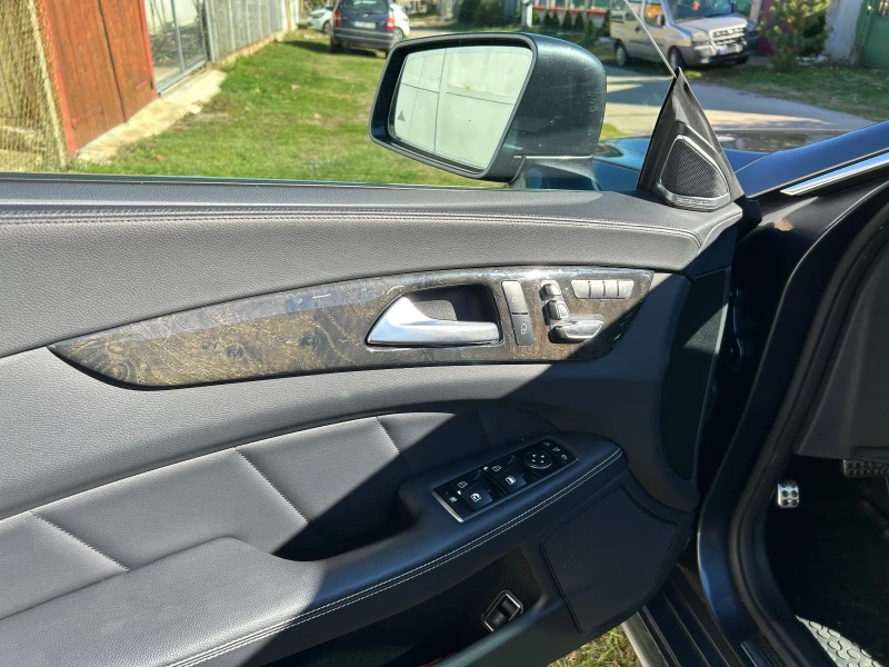 Mercedes-Benz CLS 350 Седан, снимка 4 - Автомобили и джипове - 52395699
