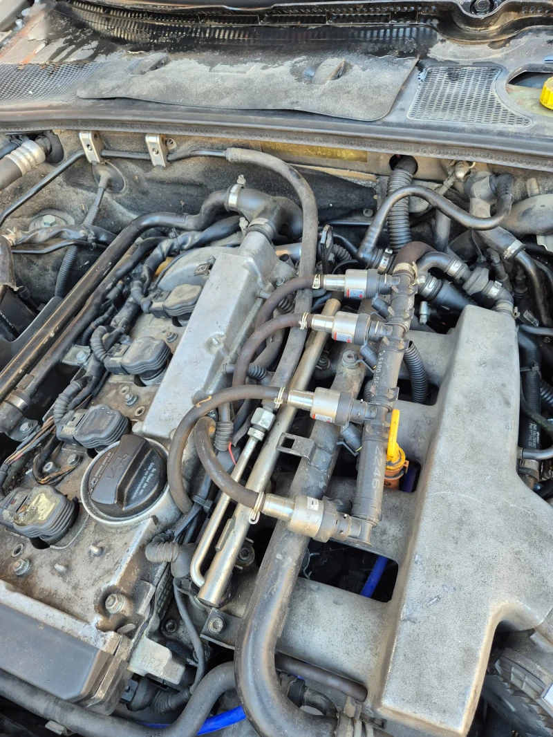 Audi A4 1.8T, снимка 8 - Автомобили и джипове - 52637120