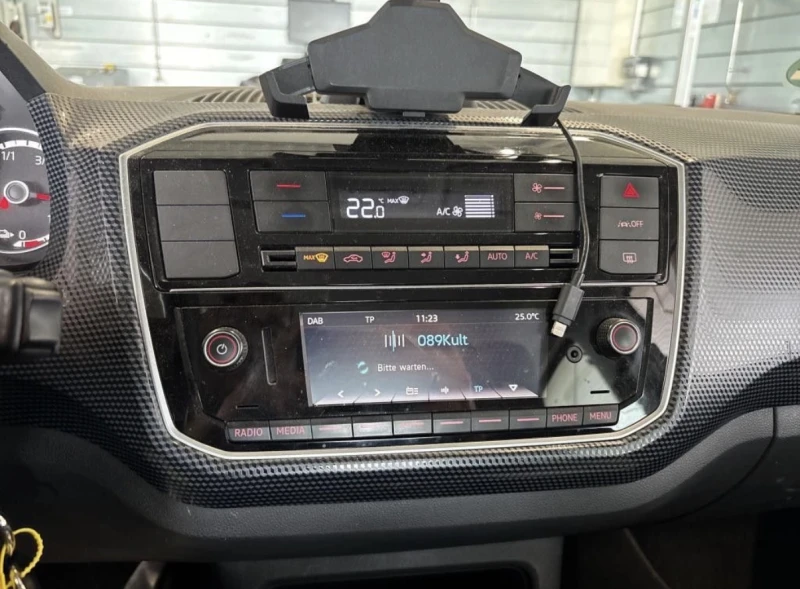 VW Up e-UP| Kamera| Tempomat, снимка 7 - Автомобили и джипове - 52687893