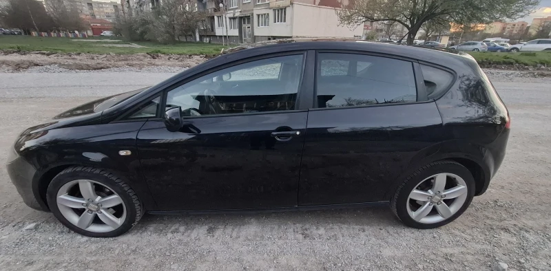 Seat Leon, снимка 11 - Автомобили и джипове - 53199084