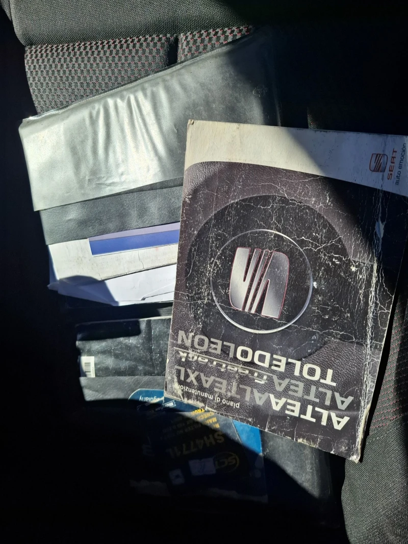 Seat Leon, снимка 5 - Автомобили и джипове - 53199084