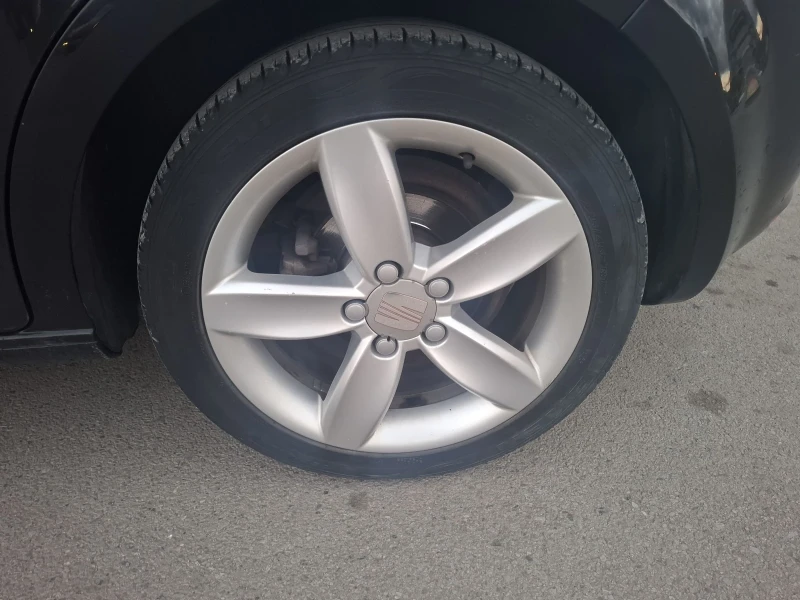 Seat Leon, снимка 6 - Автомобили и джипове - 53199084