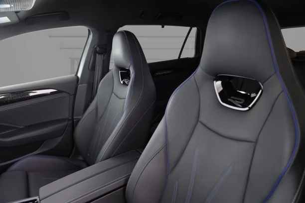 VW Passat Variant 2.0 TFSI 4Motion = R-Line = Гаранция - изображение 7