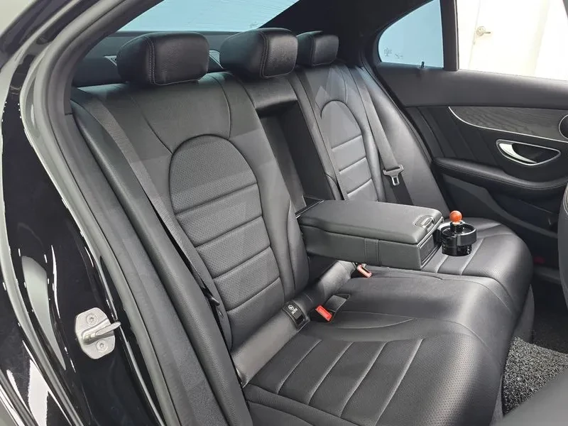 Mercedes-Benz C 220 - САМО 30% АВАНС, снимка 12 - Автомобили и джипове - 55570352