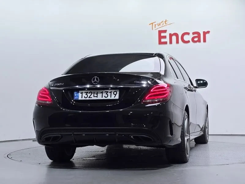 Mercedes-Benz C 220 - САМО 30% АВАНС, снимка 4 - Автомобили и джипове - 55570352