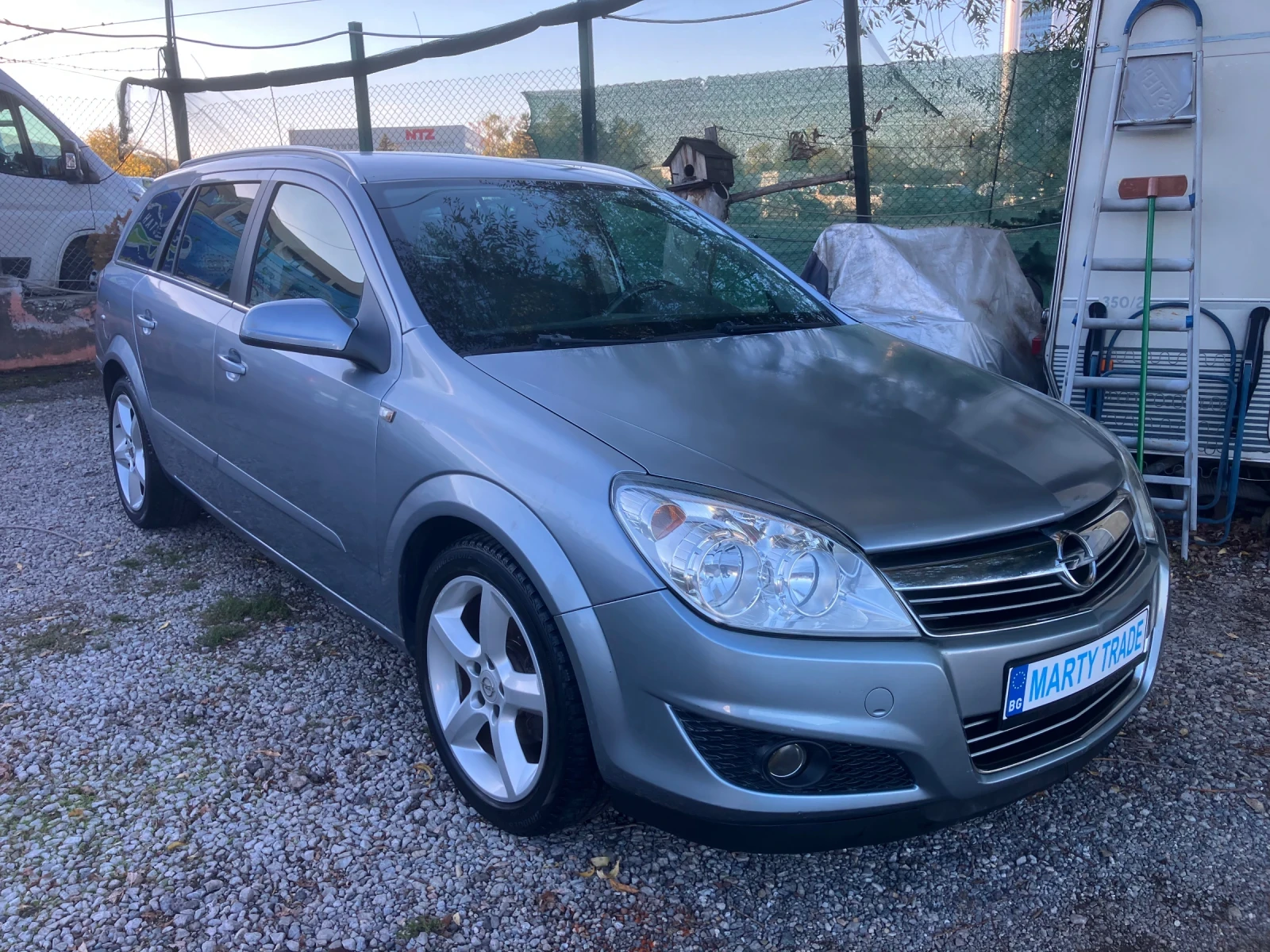 Opel Astra 1.6i-115k.c-Cosmo, снимка 1