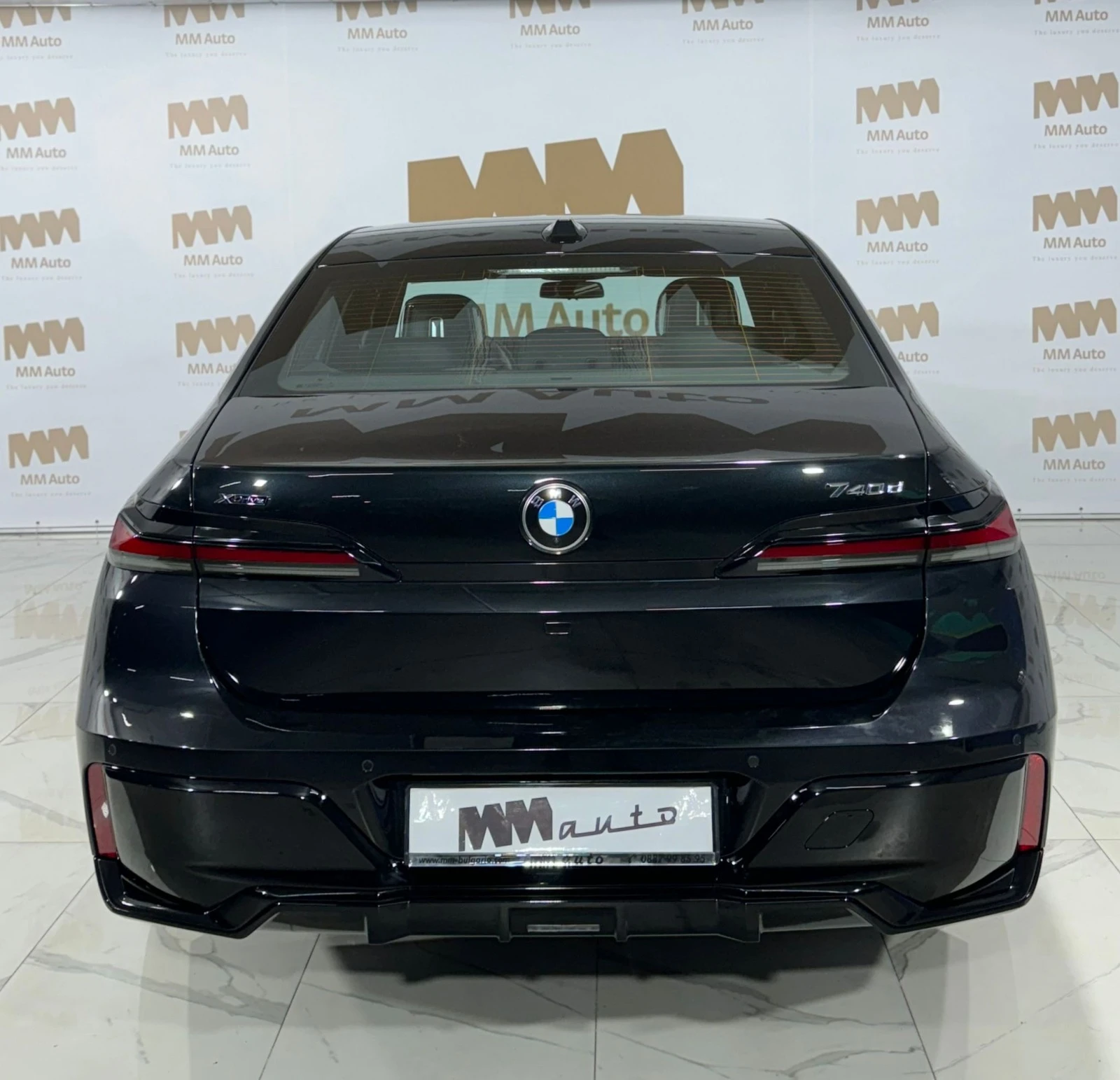 BMW 740 xDrive M Sport Bowers&Wilkins панорама - изображение 4