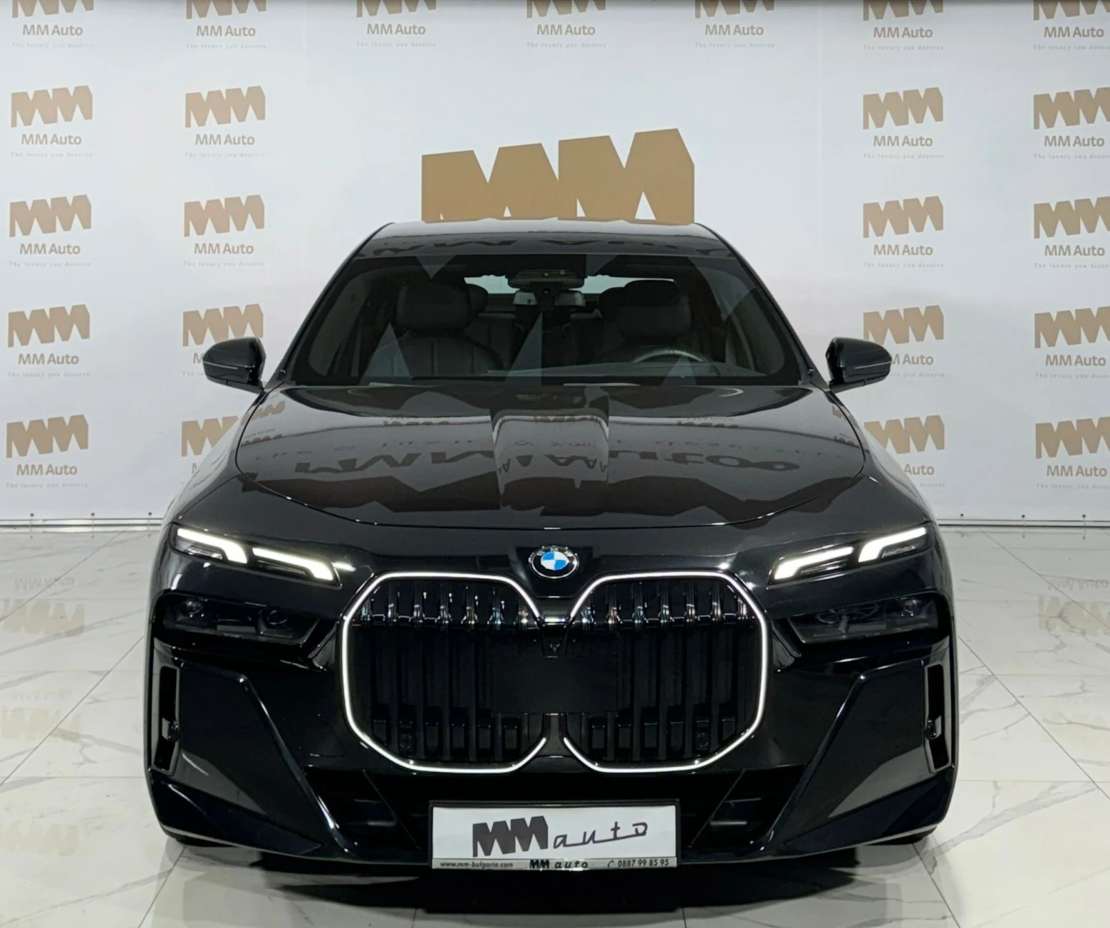 BMW 740 xDrive M Sport Bowers&Wilkins панорама - изображение 5