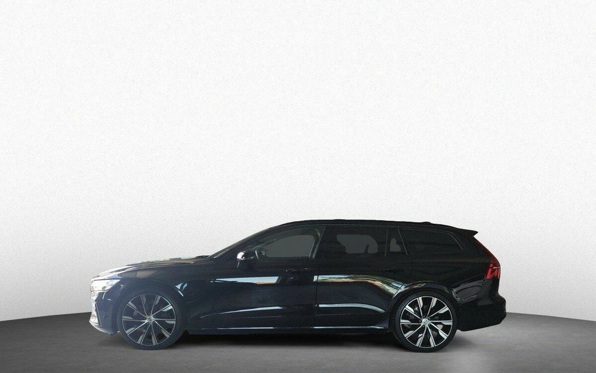 Volvo V60 B4 = Ultimate Dark= Panorama Гаранция - изображение 3