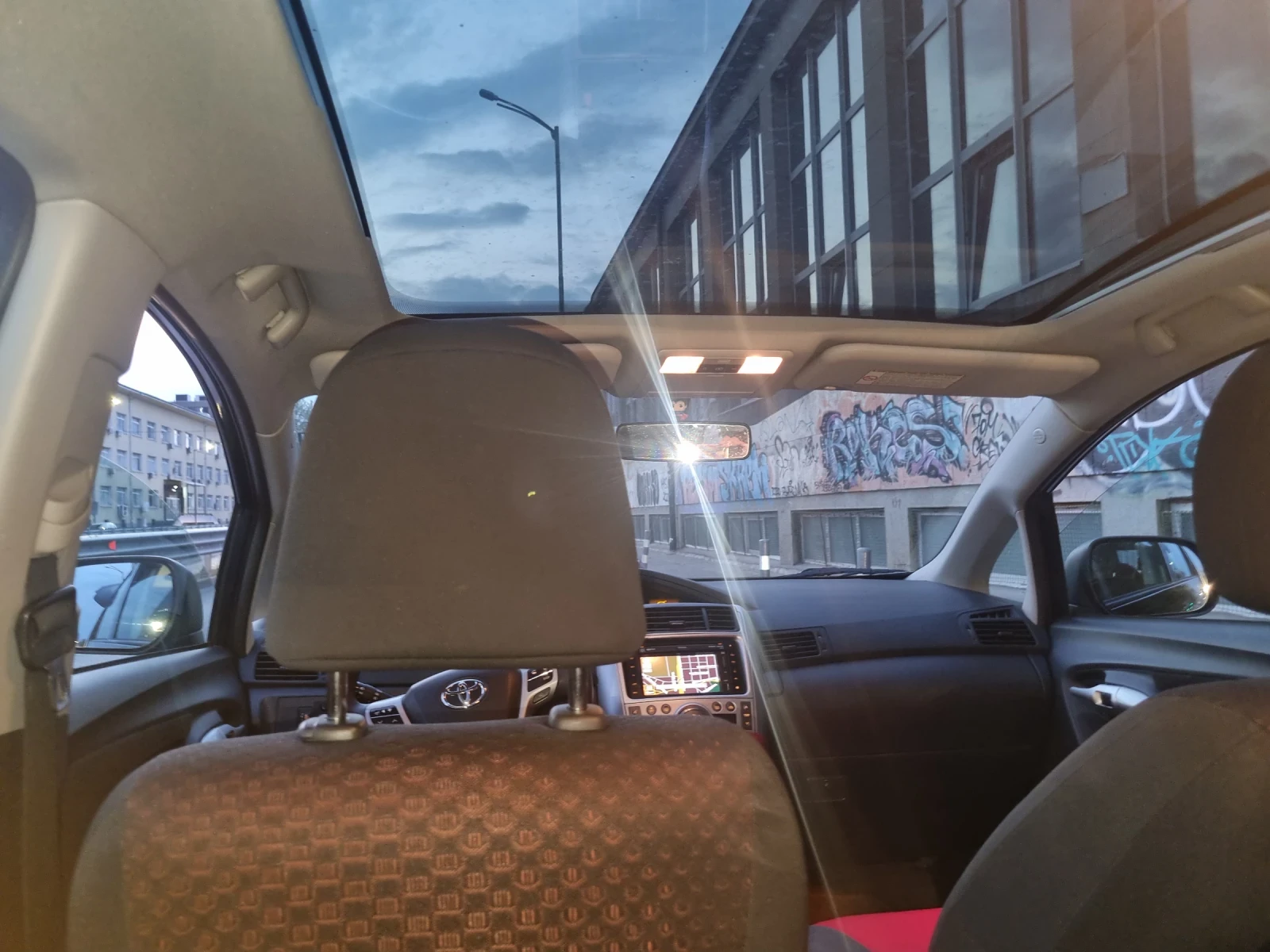 Toyota Verso  - изображение 6