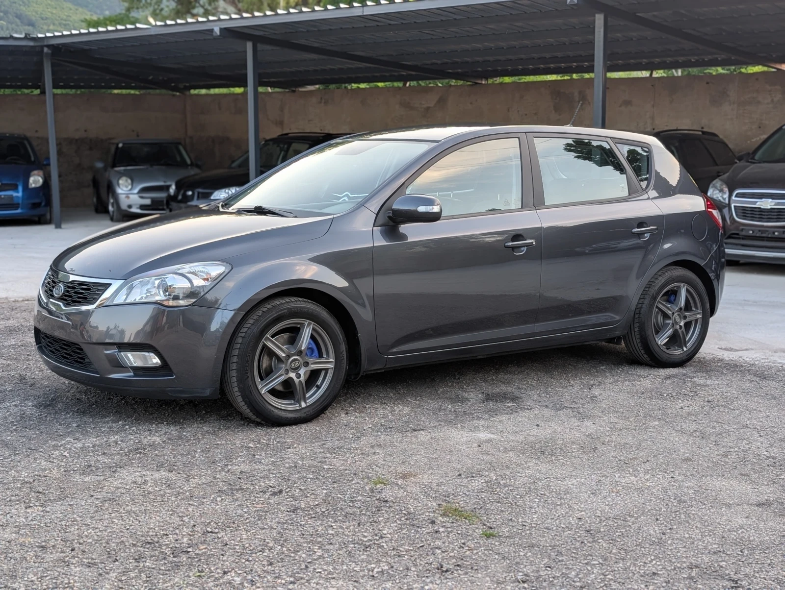 Kia Ceed 1.6 CRDI 16V - изображение 2