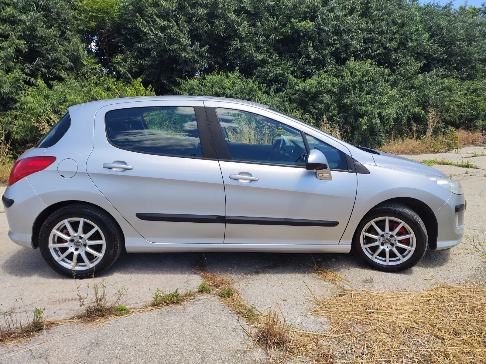 Peugeot 308 1.6Hdi - изображение 6