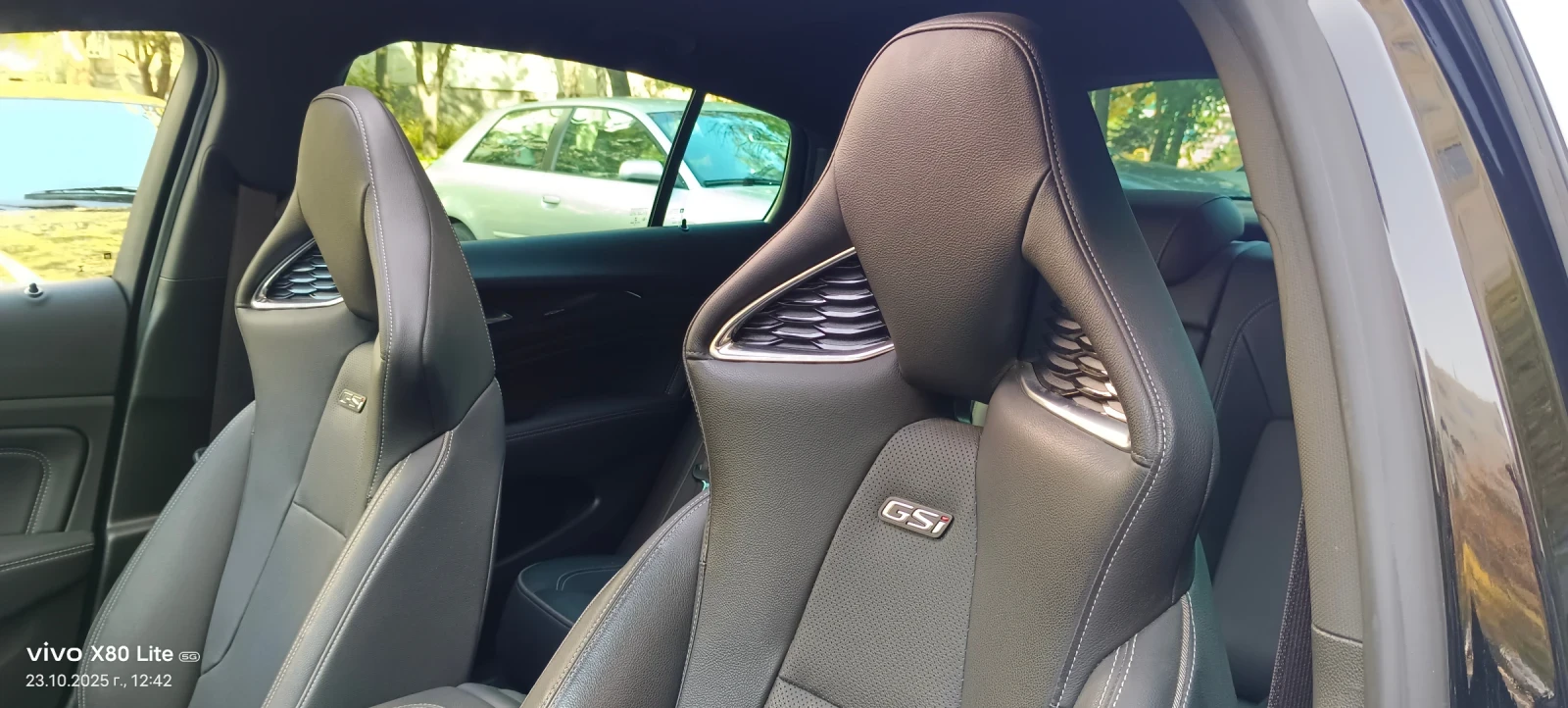 Opel Insignia GSi 4�4 | Mobile.bg � ����������� 14