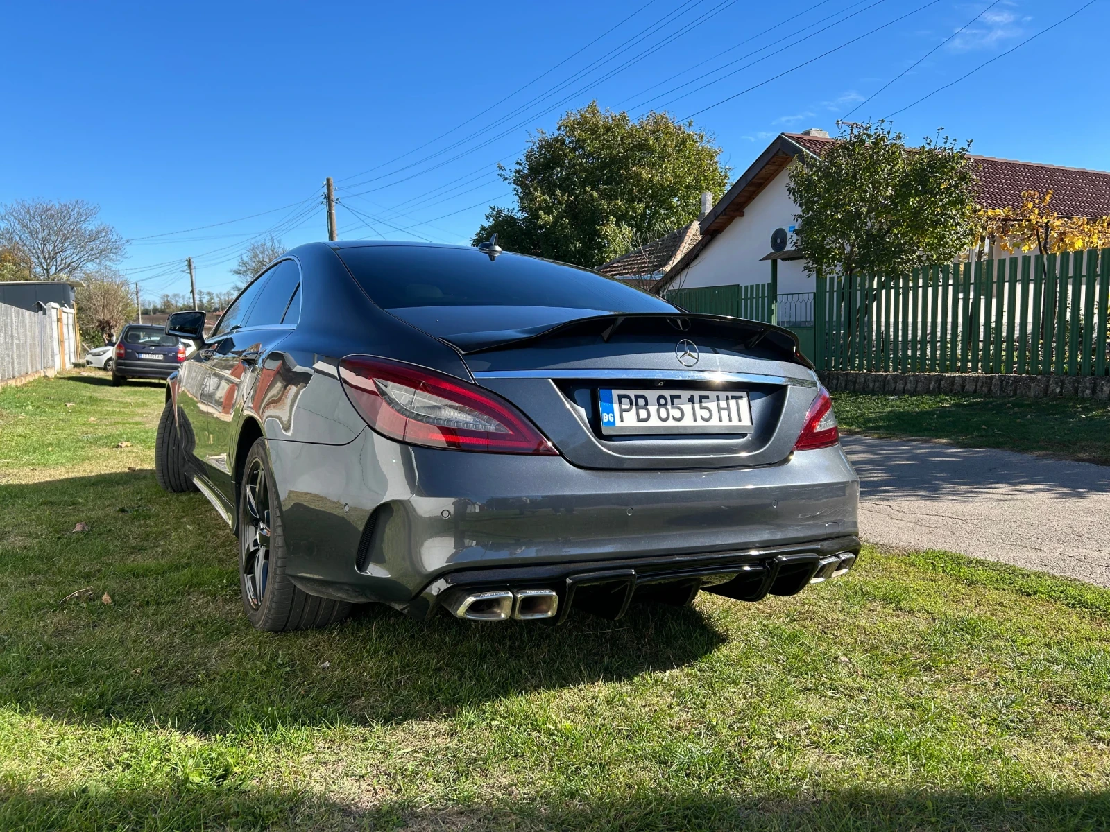 Mercedes-Benz CLS 350 Седан - изображение 3
