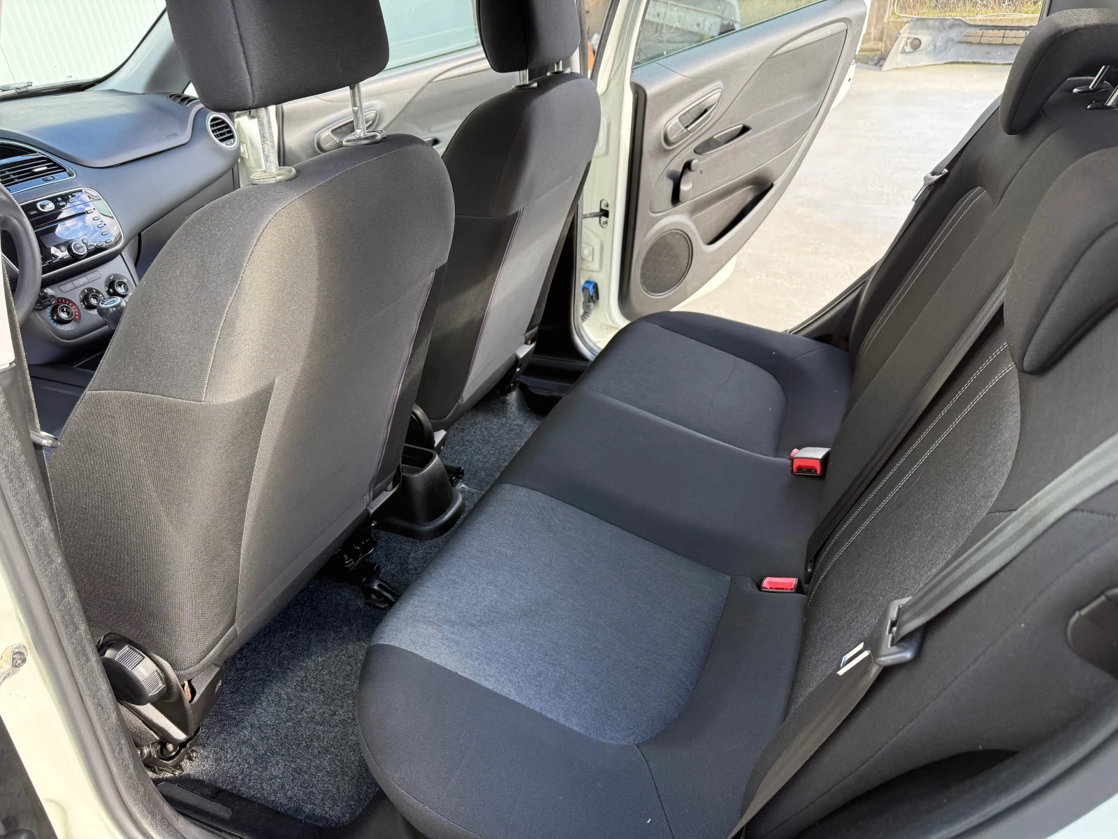 Fiat Punto EVO 1.4 GPL/EURO6 | Mobile.bg   13