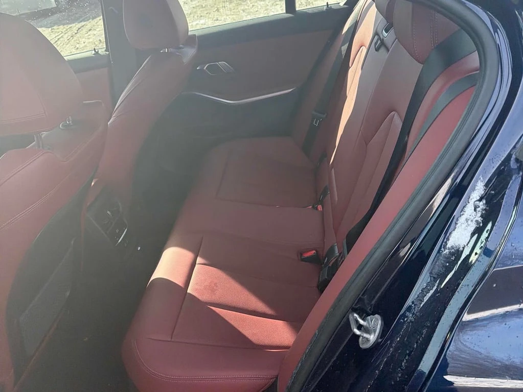 BMW 330 * 330i xDrive * CARFAX * ���� �� �� | Mobile.bg � ����������� 12