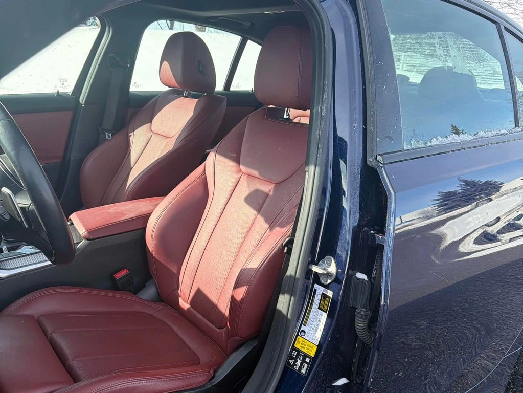 BMW 330 * 330i xDrive * CARFAX * ���� �� �� | Mobile.bg � ����������� 11