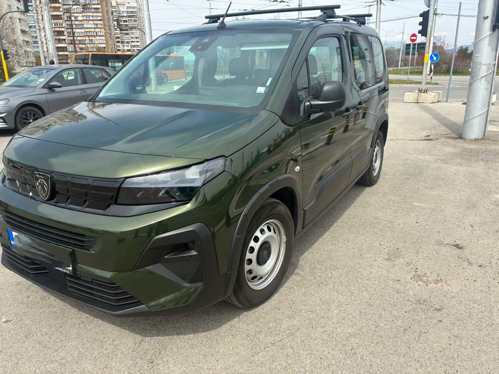 Peugeot Rifter, снимка 2 - Автомобили и джипове - 54201990