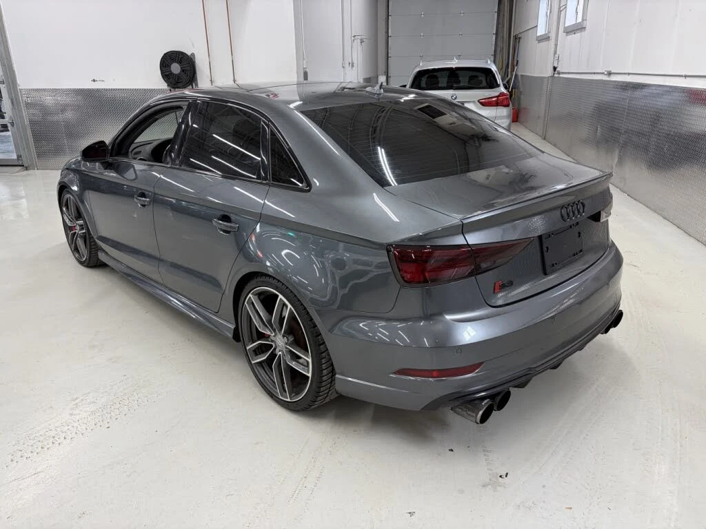 Audi S3 PRESTIGE* B&O* F1 CARBON WHEEL* КАМЕРА* КЕЙЛЕС, снимка 4 - Автомобили и джипове - 54598898