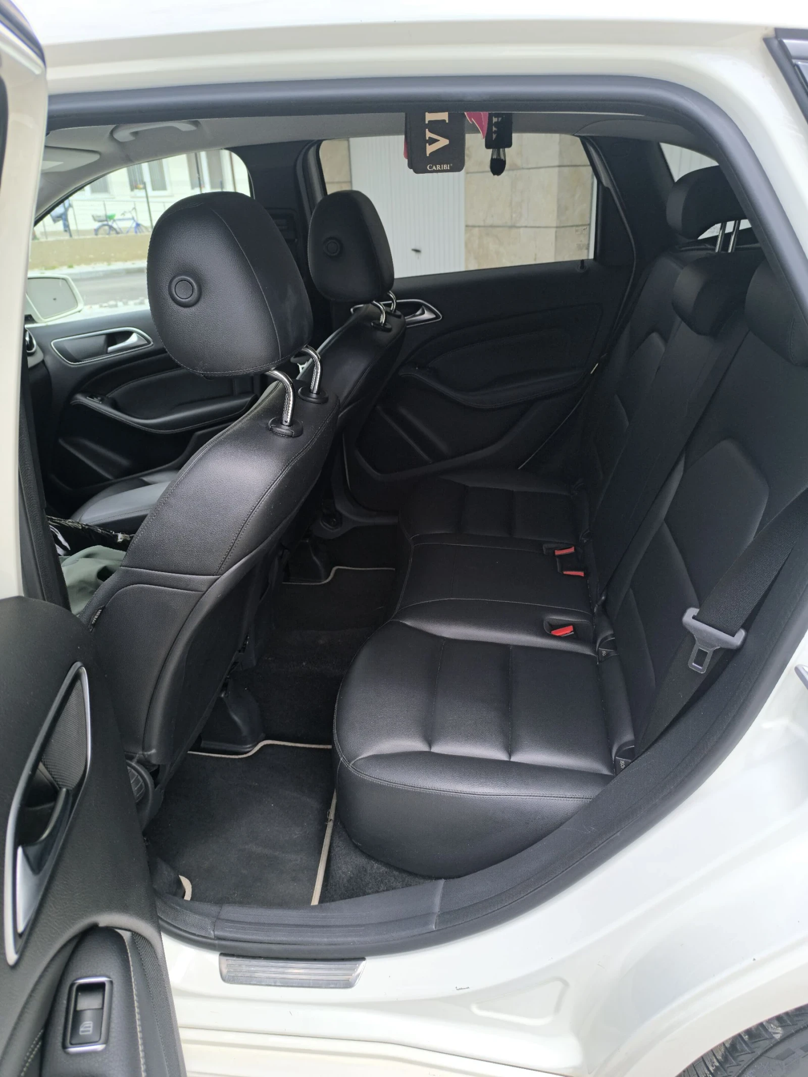 Mercedes-Benz B 180, снимка 7 - Автомобили и джипове - 54651443