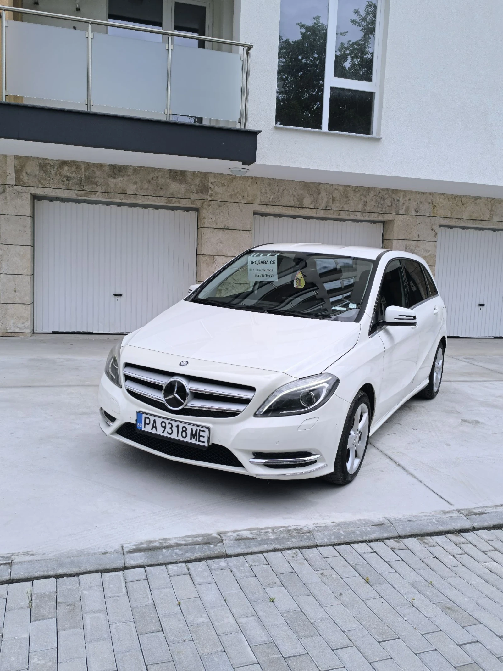 Mercedes-Benz B 180