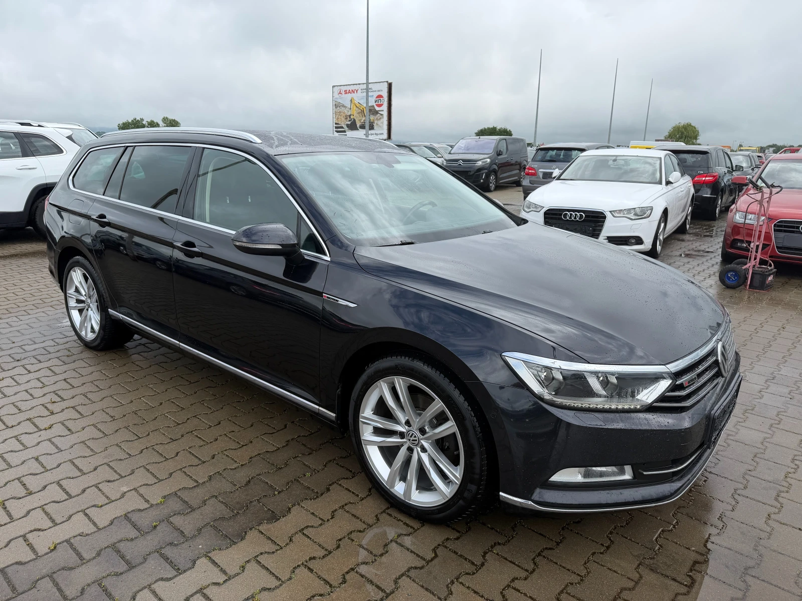 VW Passat 2.0TDI 4MOTION AVTOMAT/NAVI/KOJA EURO 6, снимка 4 - Автомобили и джипове - 54748073