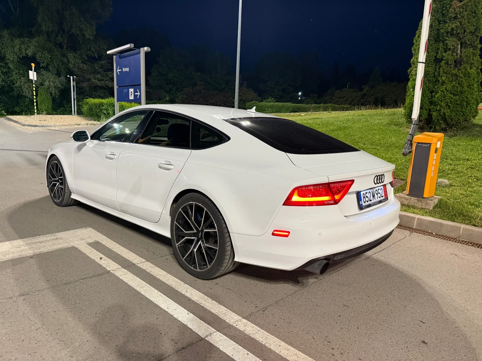 Audi A7, снимка 12 - Автомобили и джипове - 54840315