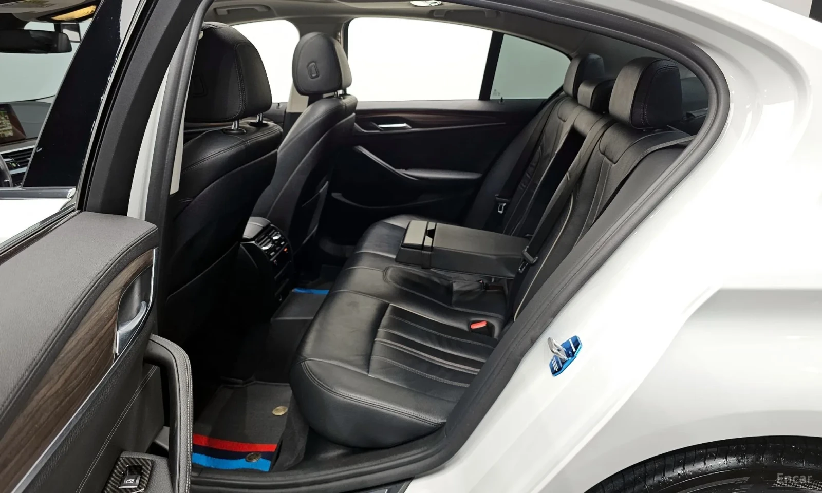 BMW 530 530i Luxary Plus, снимка 11 - Автомобили и джипове - 55048322