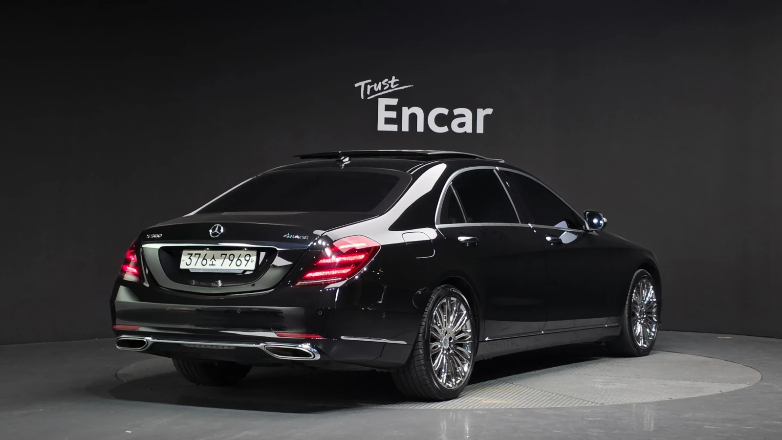 Mercedes-Benz S 560 L 4Matic * ОБДУХ * DIS * TV * BURM * PANO * 360, снимка 2 - Автомобили и джипове - 55187194