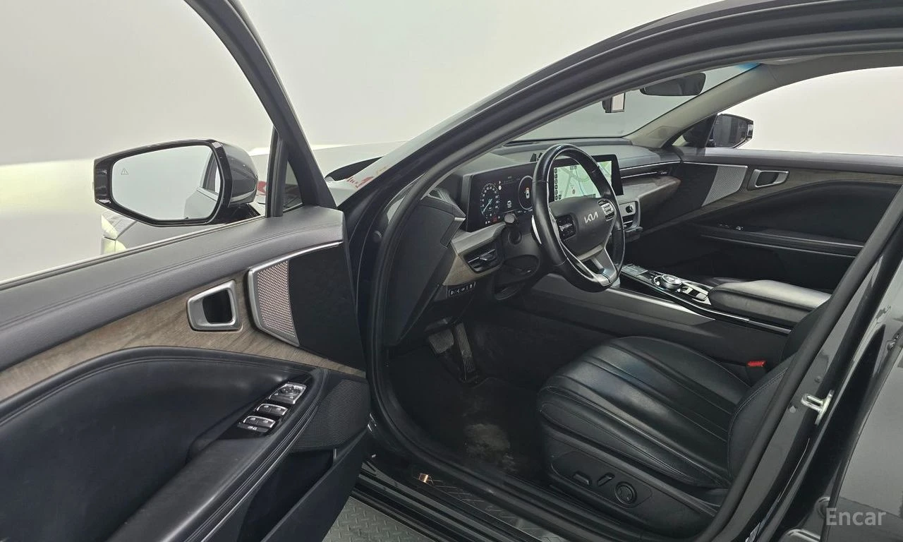 Kia K8 2.5* NOBLESSE* ПОДГРЕВ* ОБДУХВАНЕ* LANE* ASSIST* 3, снимка 5 - Автомобили и джипове - 55395231