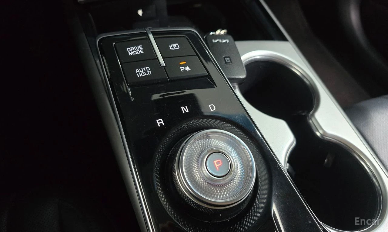 Kia K8 2.5* NOBLESSE* ПОДГРЕВ* ОБДУХВАНЕ* LANE* ASSIST* 3, снимка 12 - Автомобили и джипове - 55395231