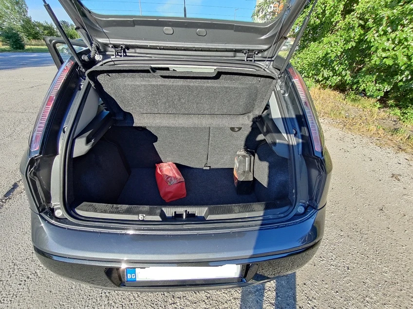 Fiat Punto 1.2 i, снимка 11 - Автомобили и джипове - 55604497