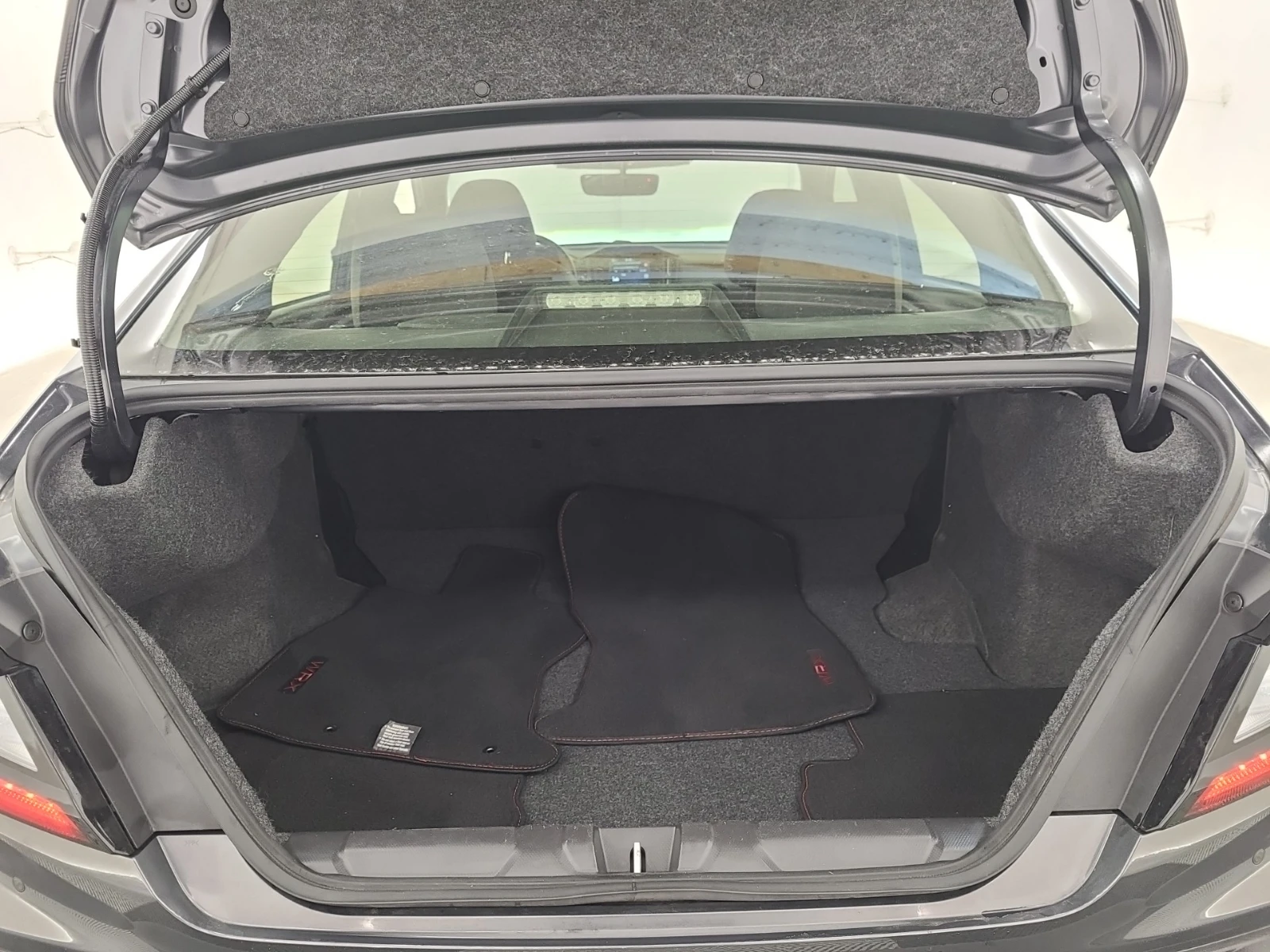 Subaru WRX GT / АВТОКРЕДИТ, снимка 15 - Автомобили и джипове - 56167838