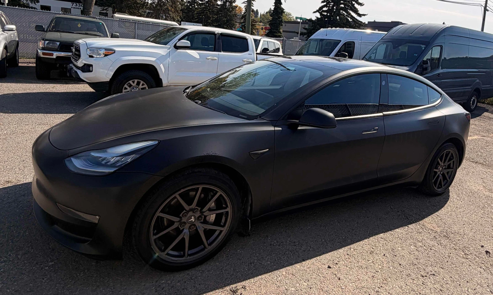 Tesla Model 3 Long Range AWD* Подгрев* Premium Audio* Камера* , снимка 2 - Автомобили и джипове - 56211465