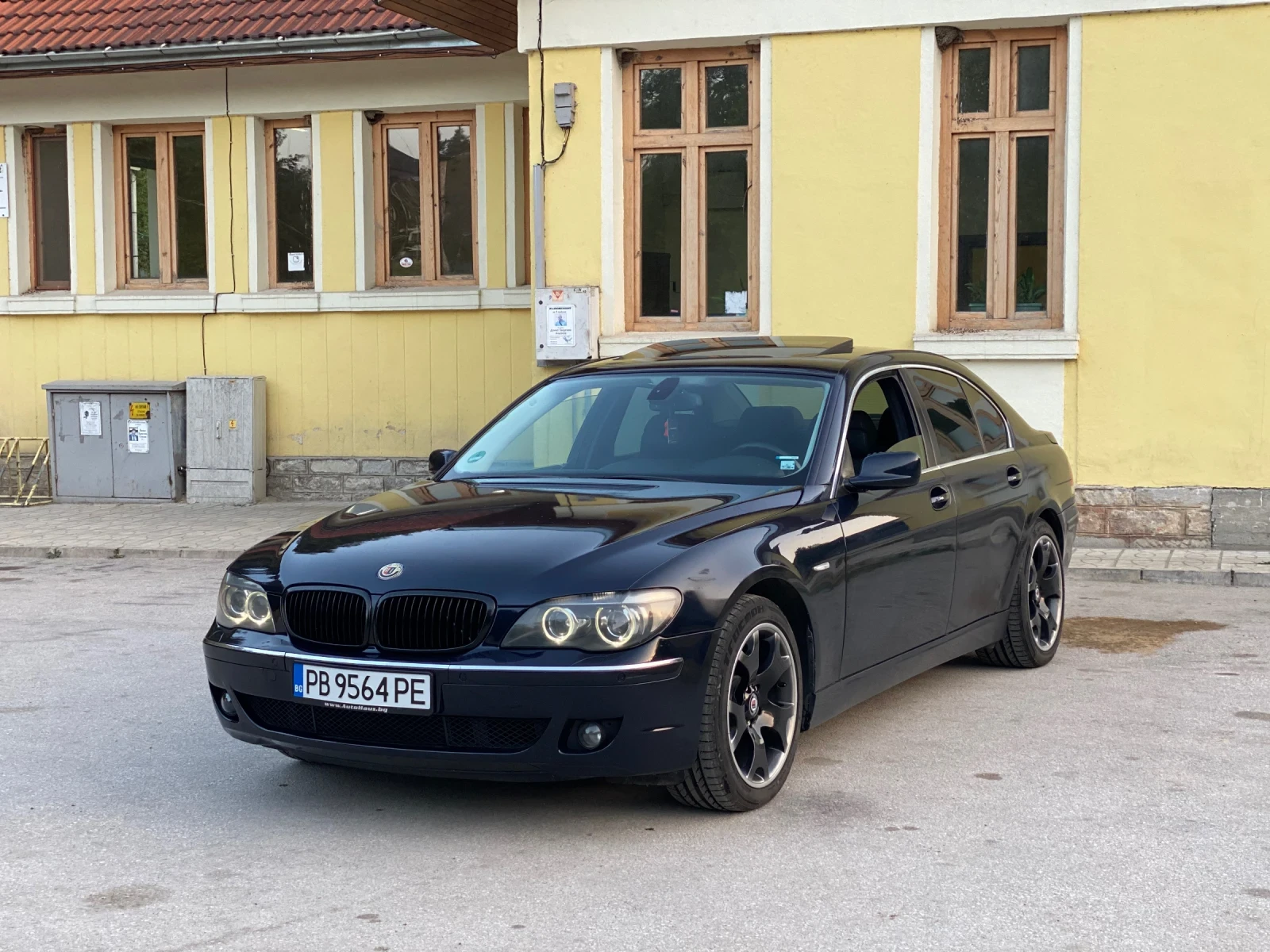 BMW 730 Facelift Шибидах Комфорт салон CarPlay, снимка 9 - Автомобили и джипове - 56219864