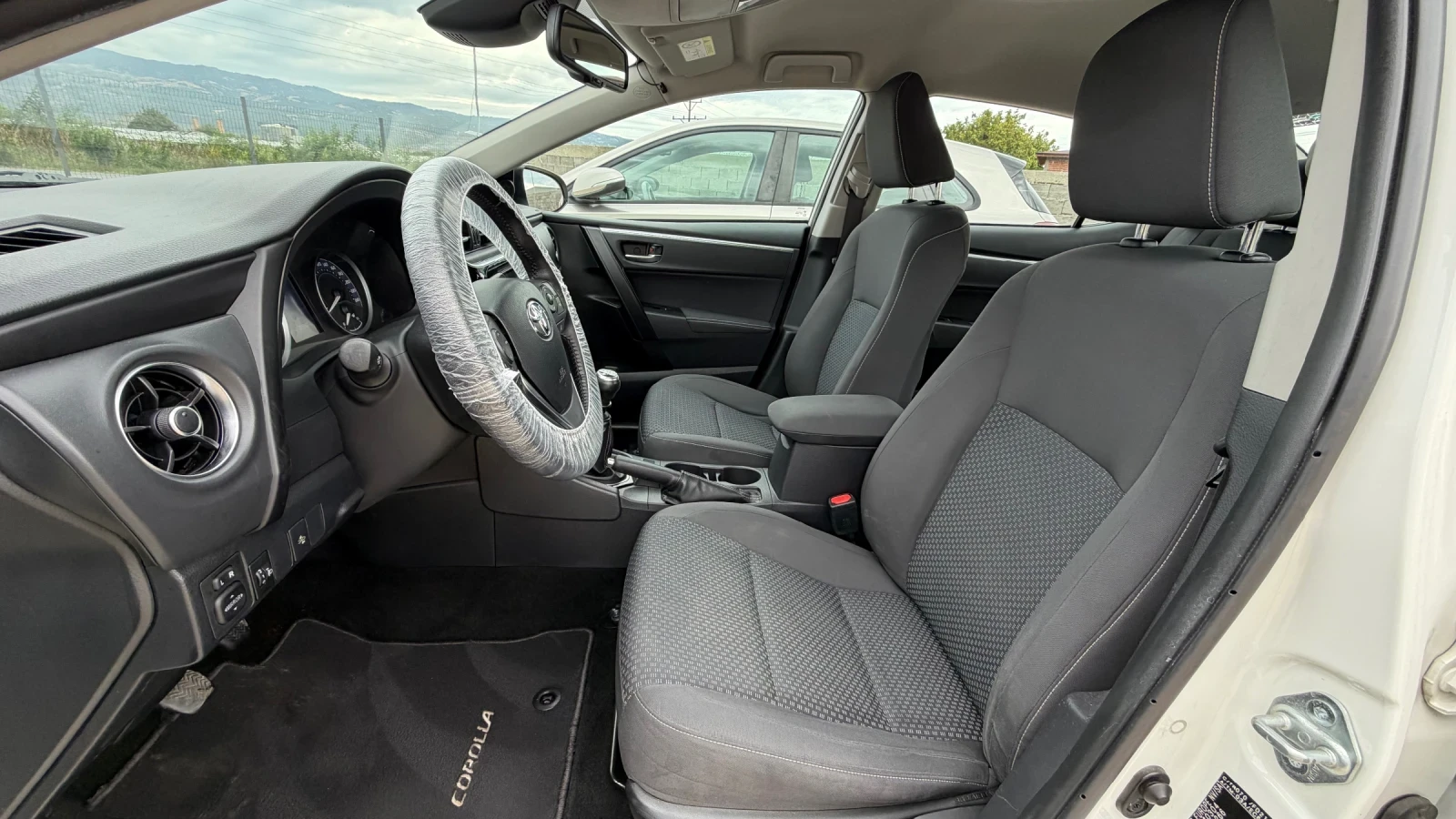 Toyota Corolla 1.4D4D ЗАКУПЕНА ОТ БЪЛГАРИЯ, снимка 8 - Автомобили и джипове - 56250684
