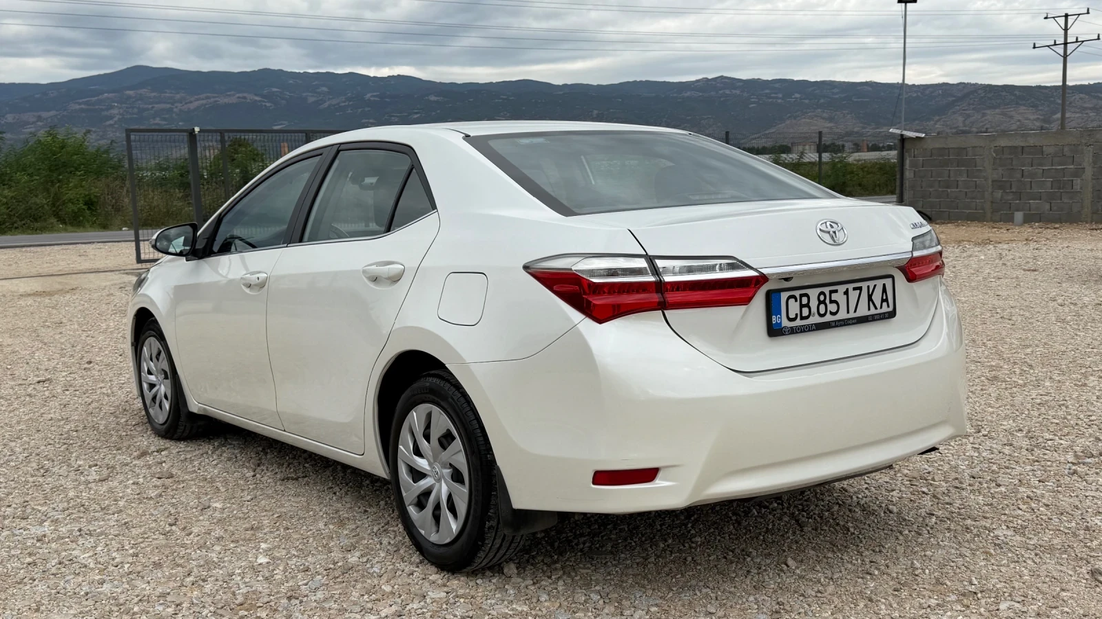 Toyota Corolla 1.4D4D ЗАКУПЕНА ОТ БЪЛГАРИЯ, снимка 6 - Автомобили и джипове - 56250684