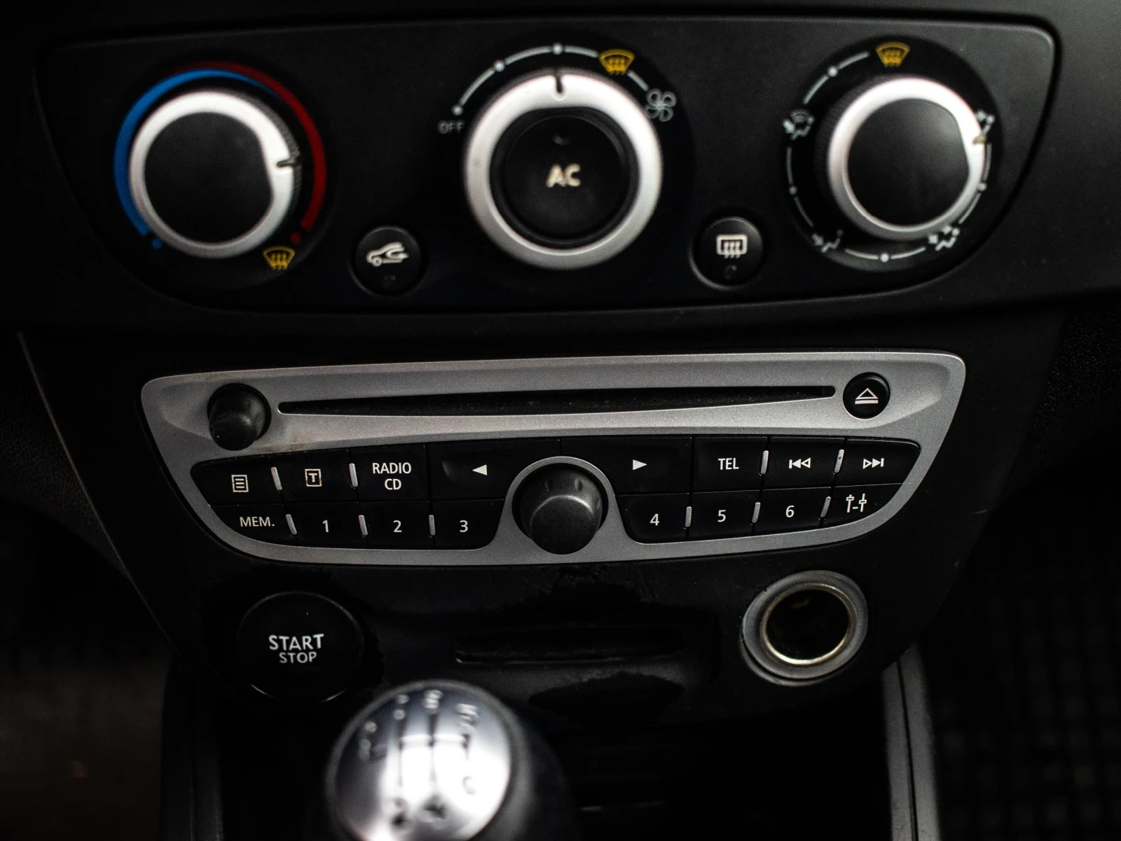 Renault Megane III 1.5DCI Coupe, снимка 7 - Автомобили и джипове - 56527455