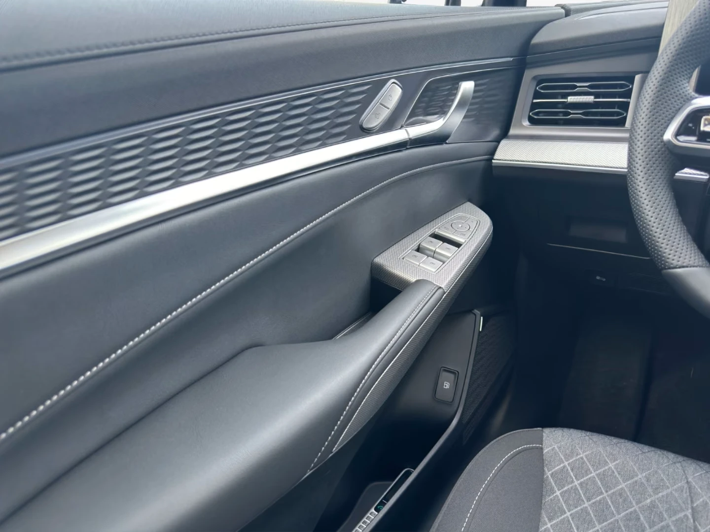 Mg S9-PHEV PLUG-IN* COMFORT* 360CAM*  | Mobile.bg � ����������� 9