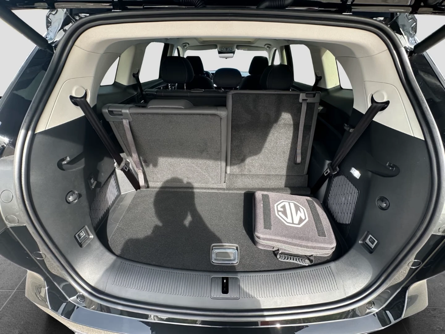 Mg S9-PHEV PLUG-IN* COMFORT* 360CAM*  | Mobile.bg � ����������� 17