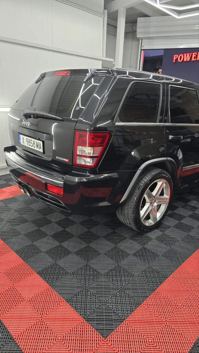 Jeep Grand cherokee SRT, снимка 2 - Автомобили и джипове - 49485786