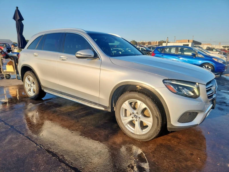 Mercedes-Benz GLC 300 ПОДГРЕВ* КАМЕРА* КЕЙЛЕС* LANE* ASSIST, снимка 3 - Автомобили и джипове - 52630477