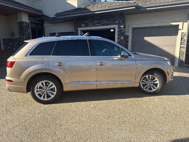 Audi Q7 Progressiv* CARFAX* АВТОФИНАНСИРАНЕ*  - изображение 3