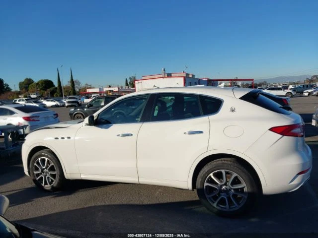 Maserati Levante S, снимка 13 - Автомобили и джипове - 53272178