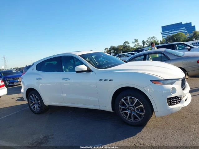 Maserati Levante S, снимка 12 - Автомобили и джипове - 53272178