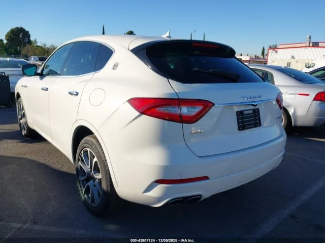 Maserati Levante S, снимка 3 - Автомобили и джипове - 53272178