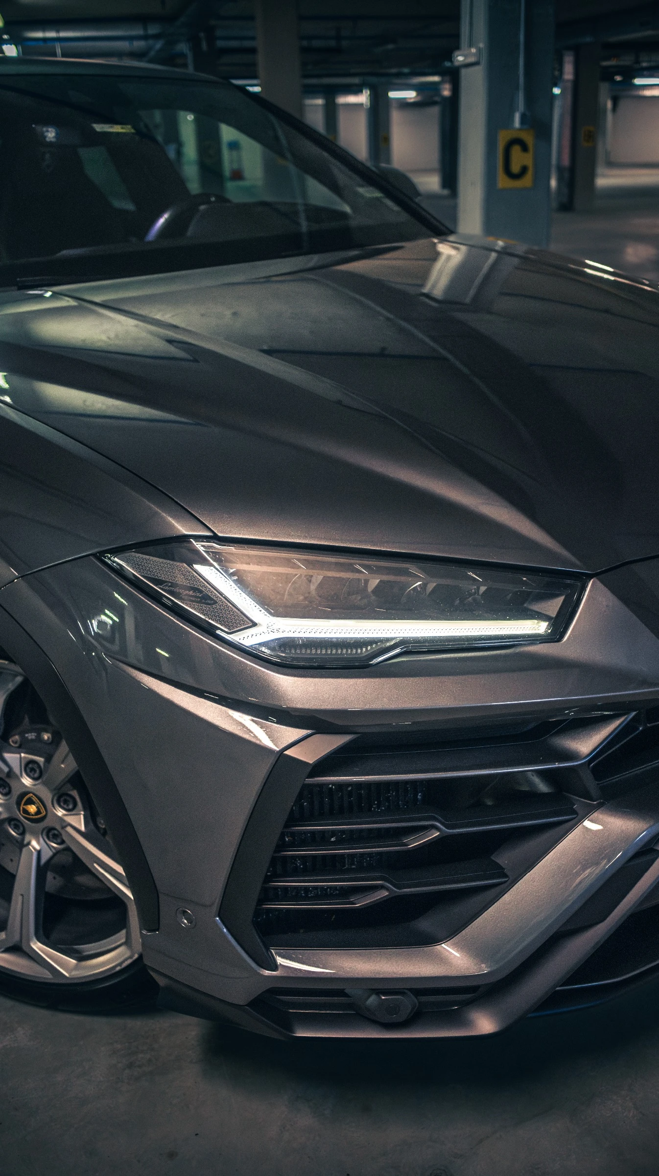 Lamborghini Urus Лизинг 2620 Euro / Месец - изображение 7