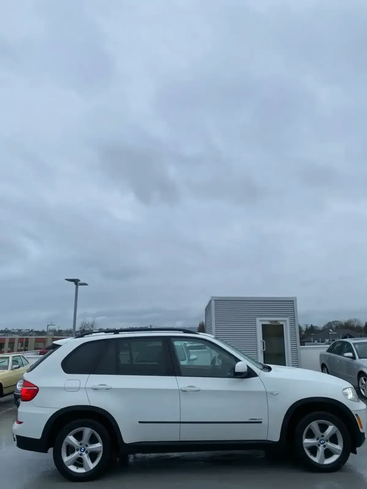 BMW X5 * * CARFAX * *   * *  | Mobile.bg   4