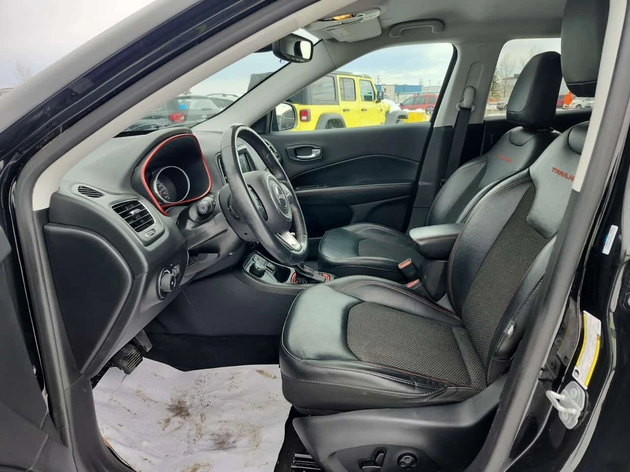 Jeep Compass * TRAILHAWK * 2 КЛЮЧА * ПОДГРЕВИ * CARFAX, снимка 5 - Автомобили и джипове - 54024472